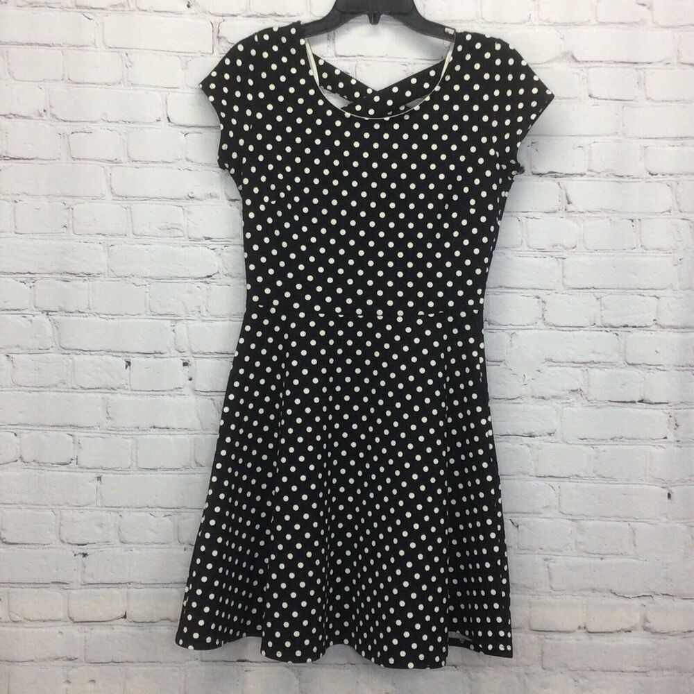 Gilli Dress Women’s Size S Black/White Polka Dot Fit & Flare Crisscrossed Back